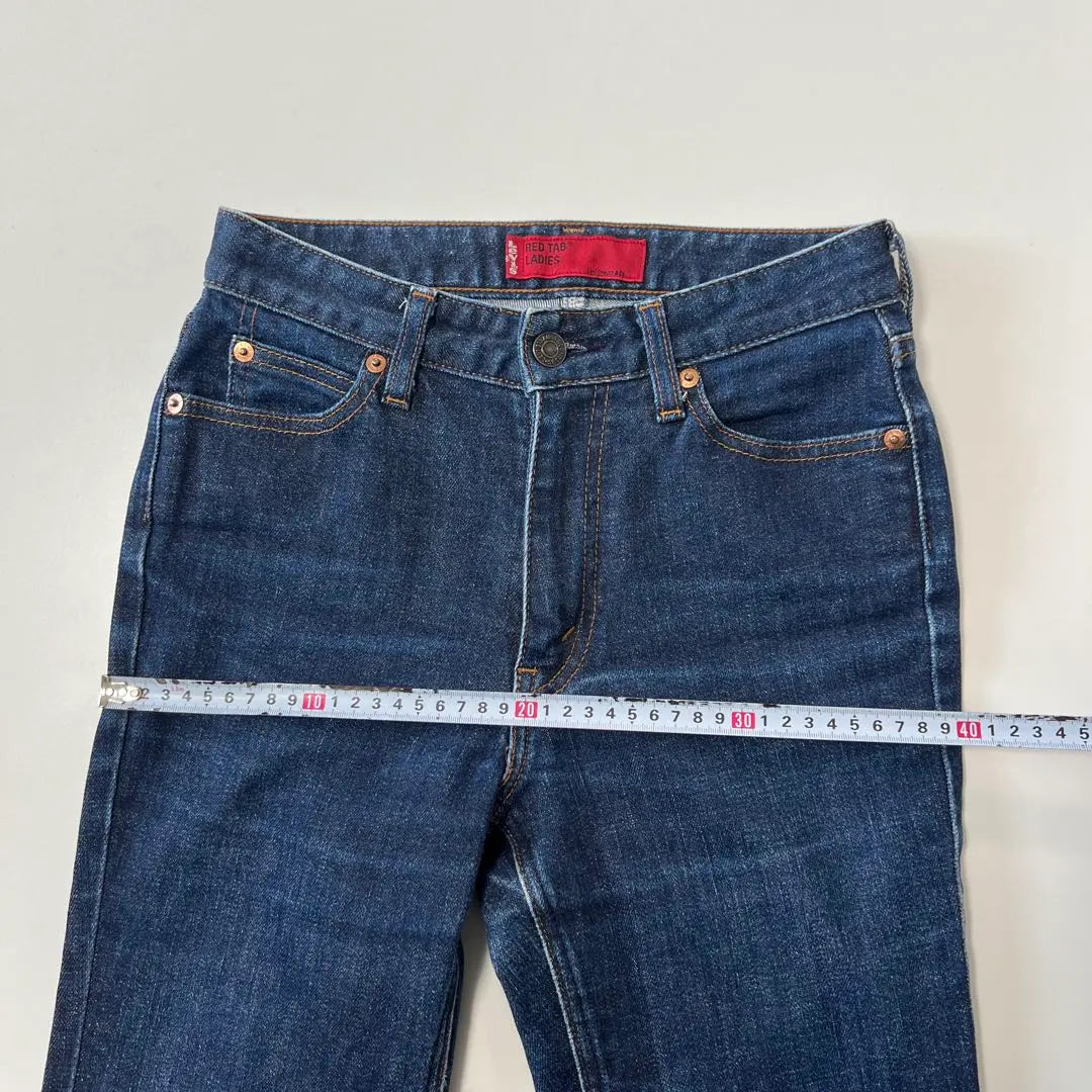 Pantalones vaqueros elásticos Levi's RED TAB W28 para mujer