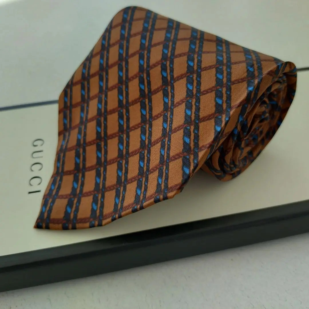 Gucci Tie 100% Silk Made in Italy