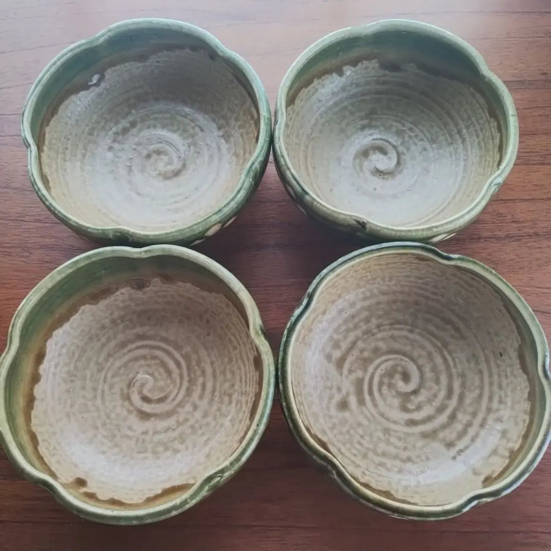 Unused Oribe ware ware small bowl set of 4 pieces set Miyama pottery Umebun Cuisine | 未使用　織部焼　小鉢　4個セット　美山陶房　梅文　割烹食器