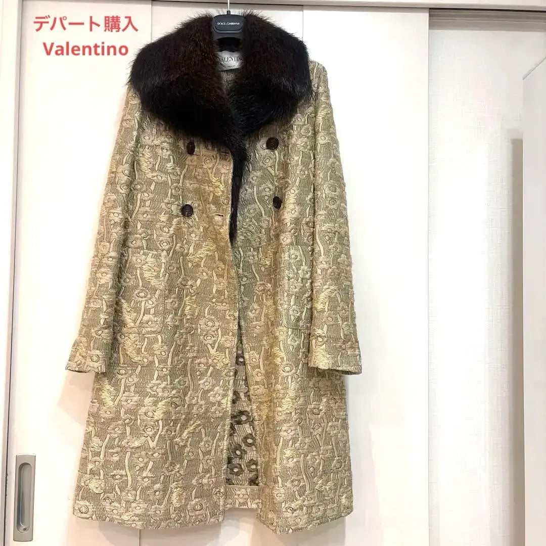 [New large special price] Valentino Valentino fur coat luxury | 【新品　大特価】Valentino ヴァレンティノ　ファー毛皮　コート高級