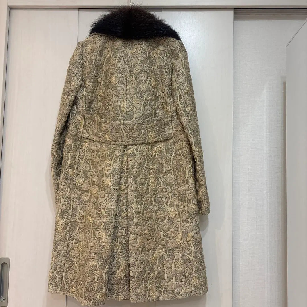 [New large special price] Valentino Valentino fur coat luxury | 【新品　大特価】Valentino ヴァレンティノ　ファー毛皮　コート高級