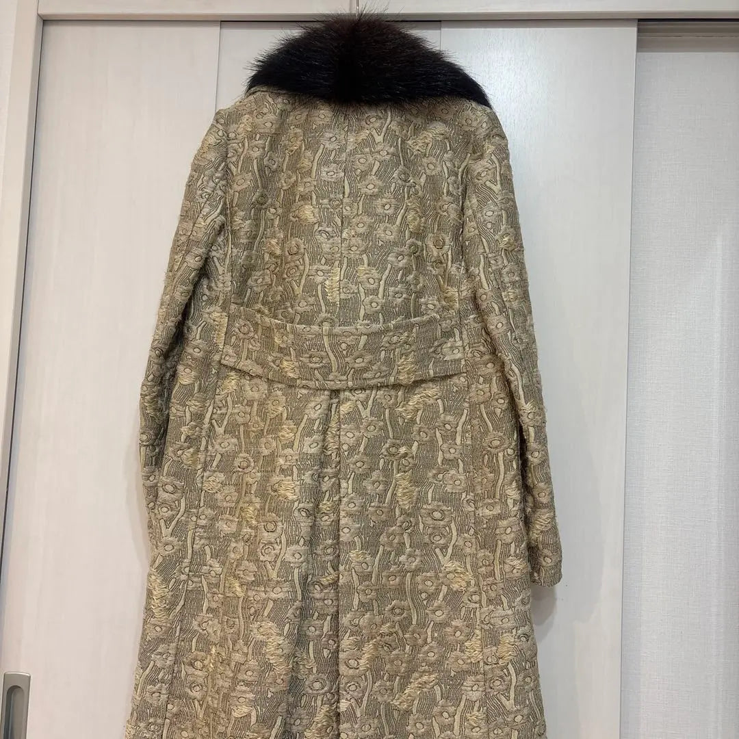 [New large special price] Valentino Valentino fur coat luxury | 【新品　大特価】Valentino ヴァレンティノ　ファー毛皮　コート高級