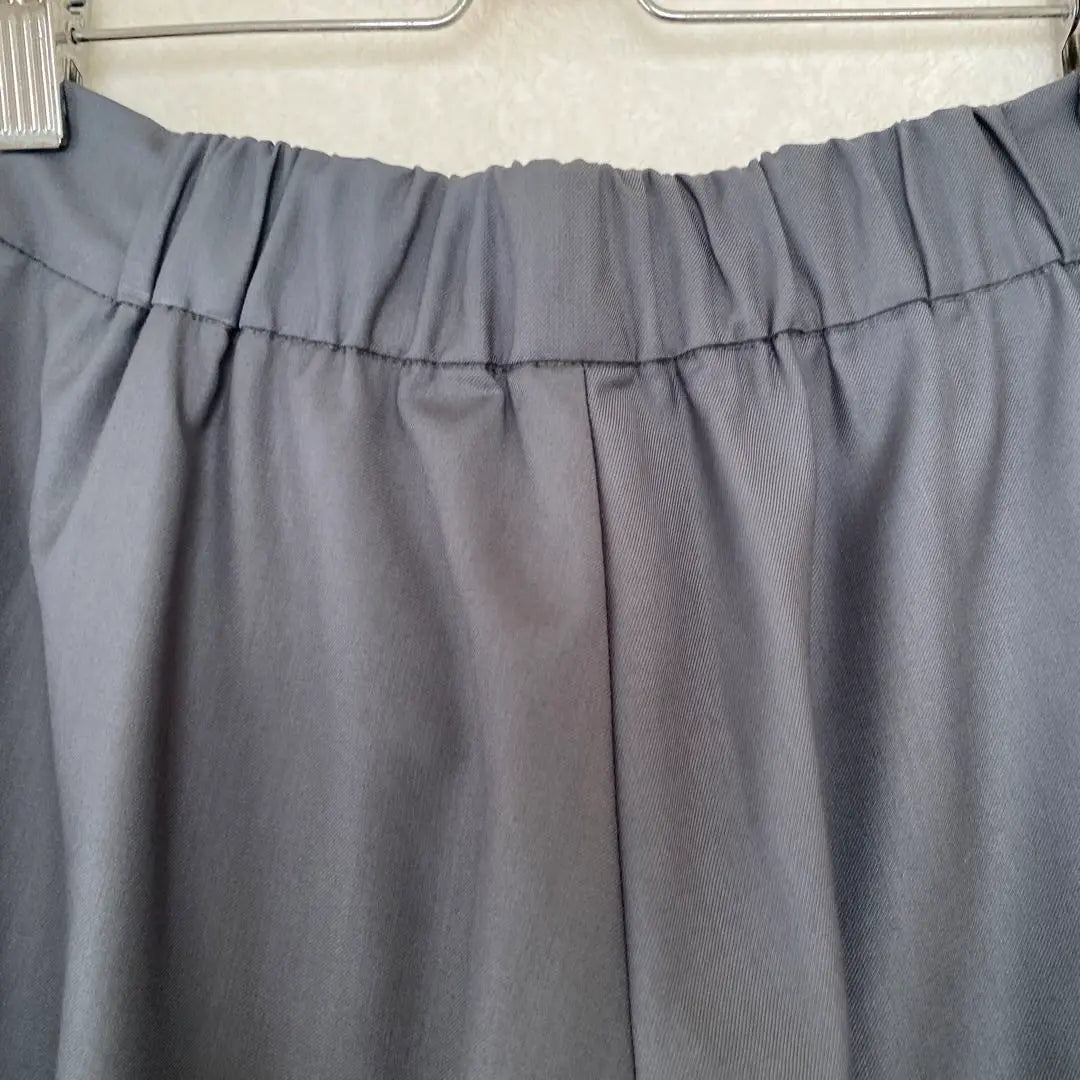 Grey pleated gaucho pants