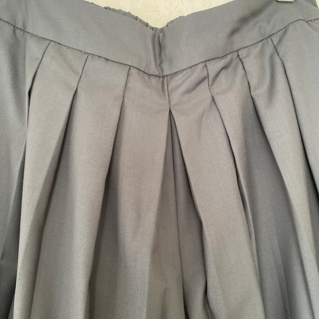 Grey pleated gaucho pants