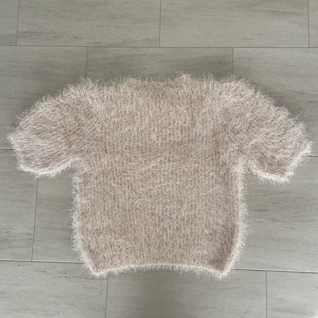 Jersey de punto de manga corta con hilo de lujo y alfombra antigua [blanco brillante]