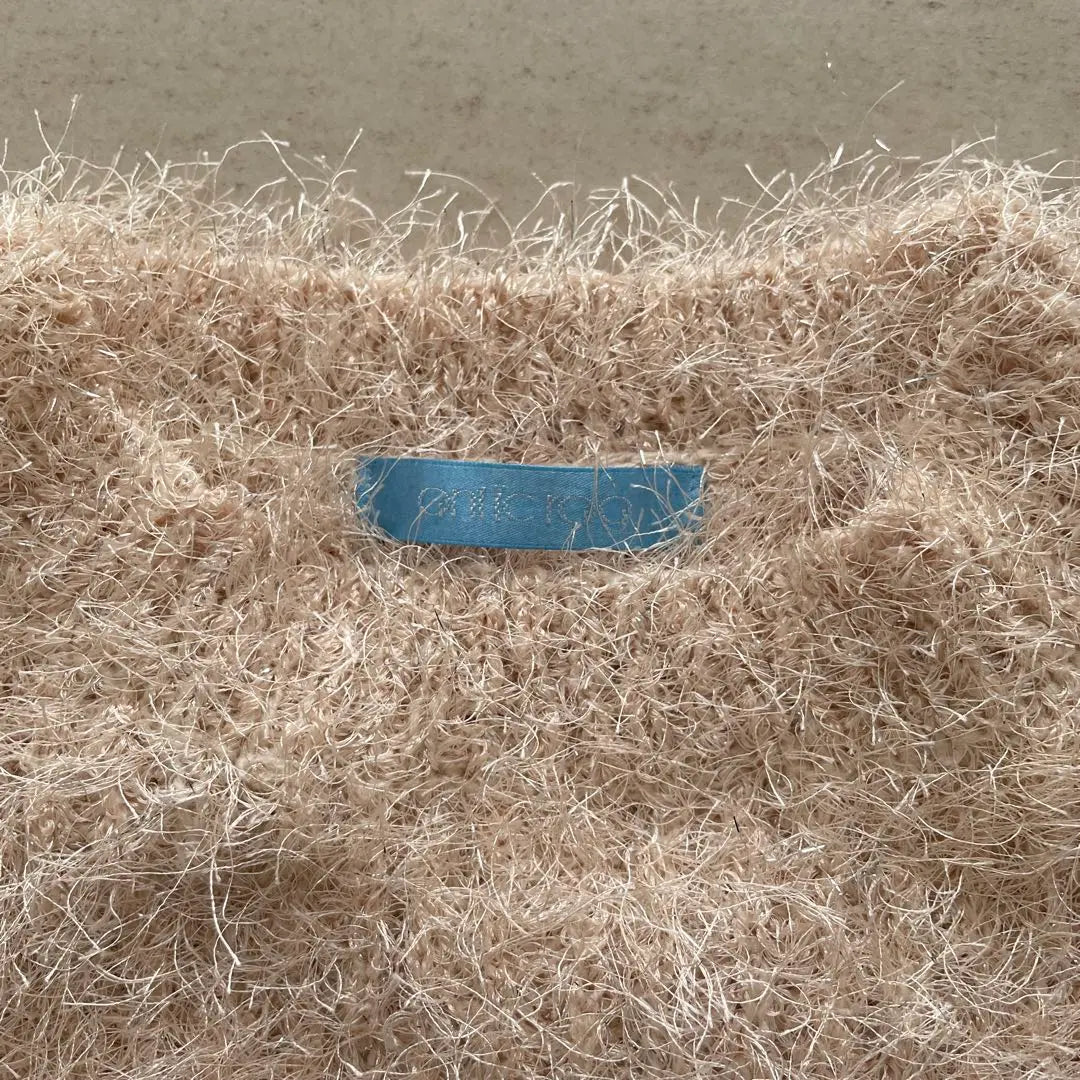 Jersey de punto de manga corta con hilo de lujo y alfombra antigua [blanco brillante]