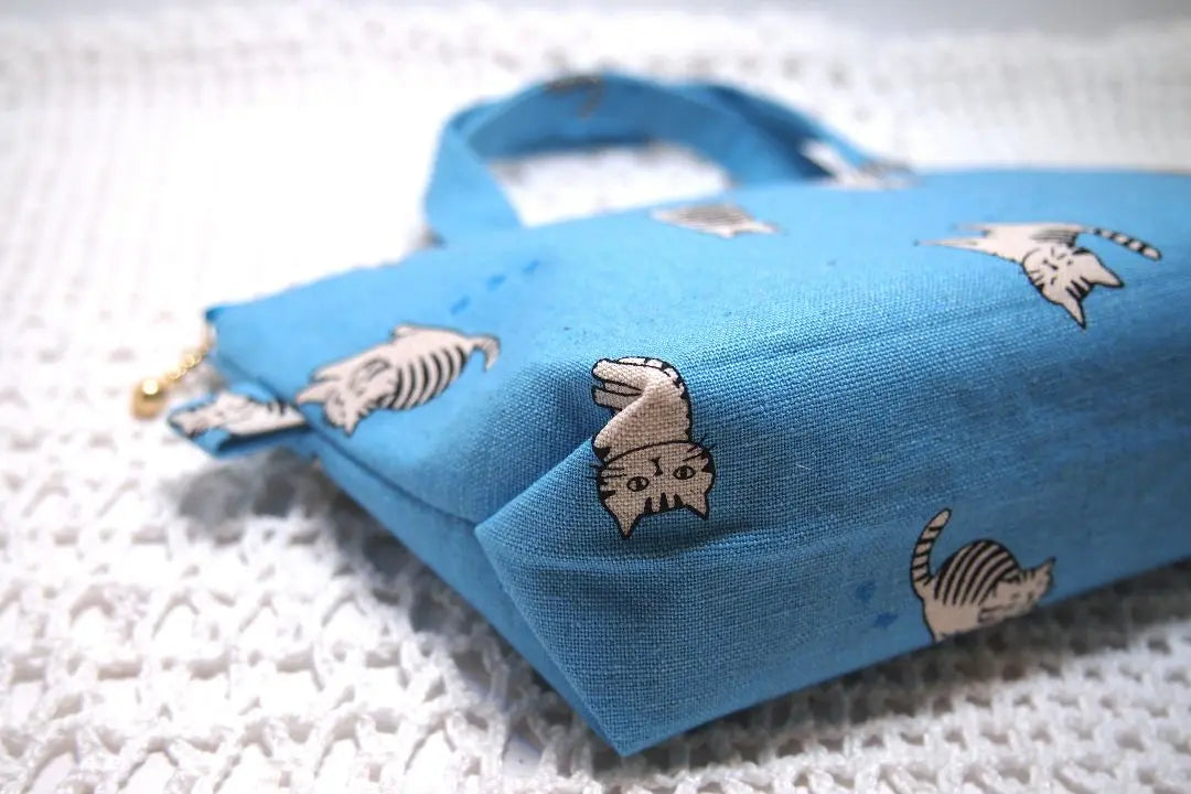 389 Handmade pouches and pen cases Tabby cat/Pheasant cat pattern Blue