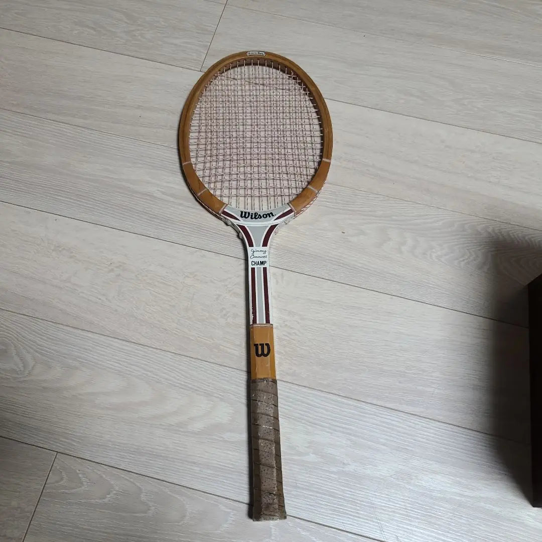 Tennis racket, wooden, Jimmy Connors, vintage, Wilson, interior