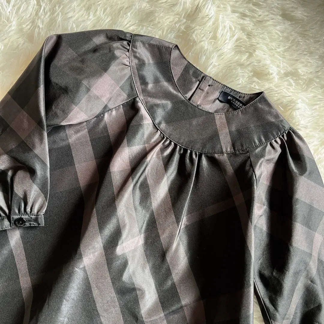 Vestido de bebé Burberry a cuadros sin usar con bombachos, manga larga, 90 cm, nuevo