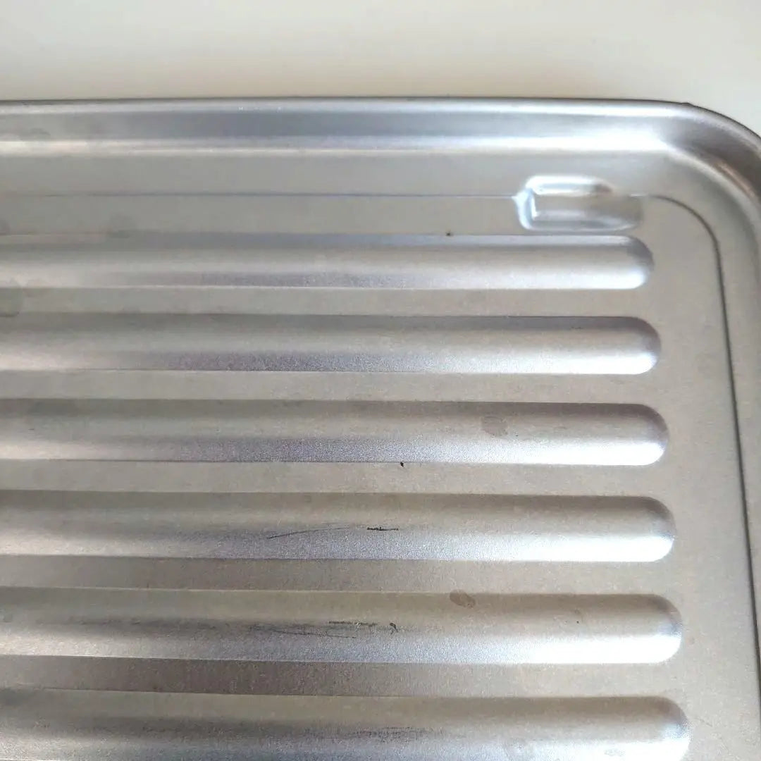 Toaster oven, used table tray, top plate