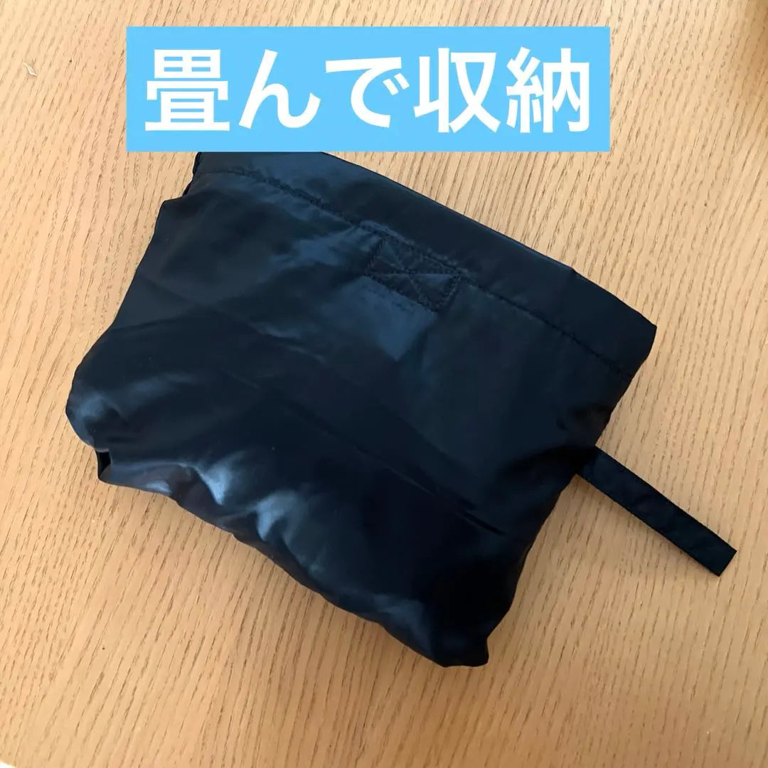 Rokuroku Tag Black 90 Navy 100 Windbreaker Folded and stored