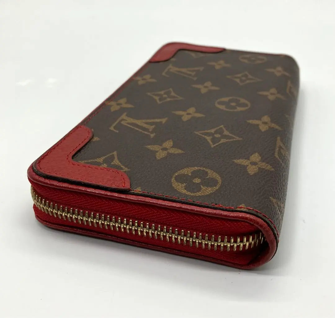 ⭐️ Beautiful Louis Vuitton Monogram Zippy Wallet Retiro Long Wallet