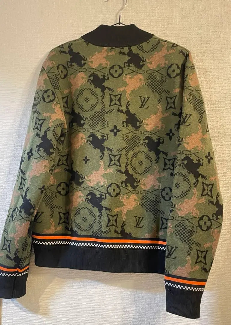 Chaqueta de camuflaje de Louis Vuitton