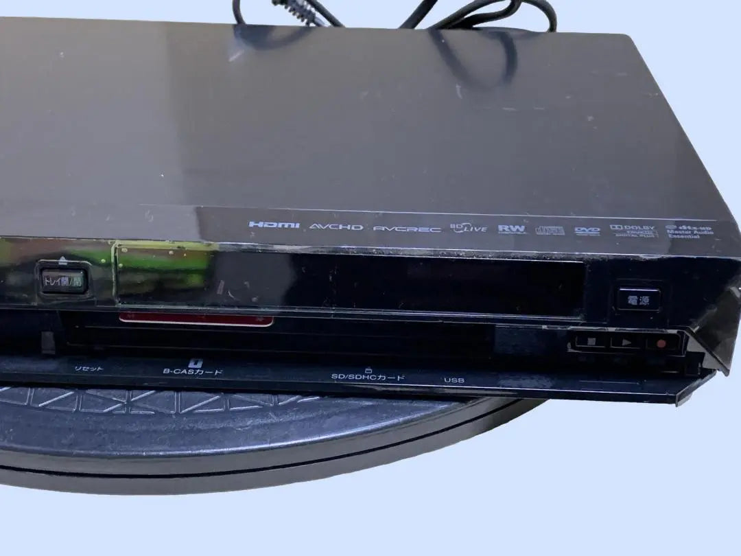 M6034 TOSHIBA Blu-ray Disc Recorder DBR-Z110