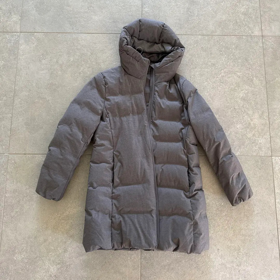 Uniqlo down coat XL