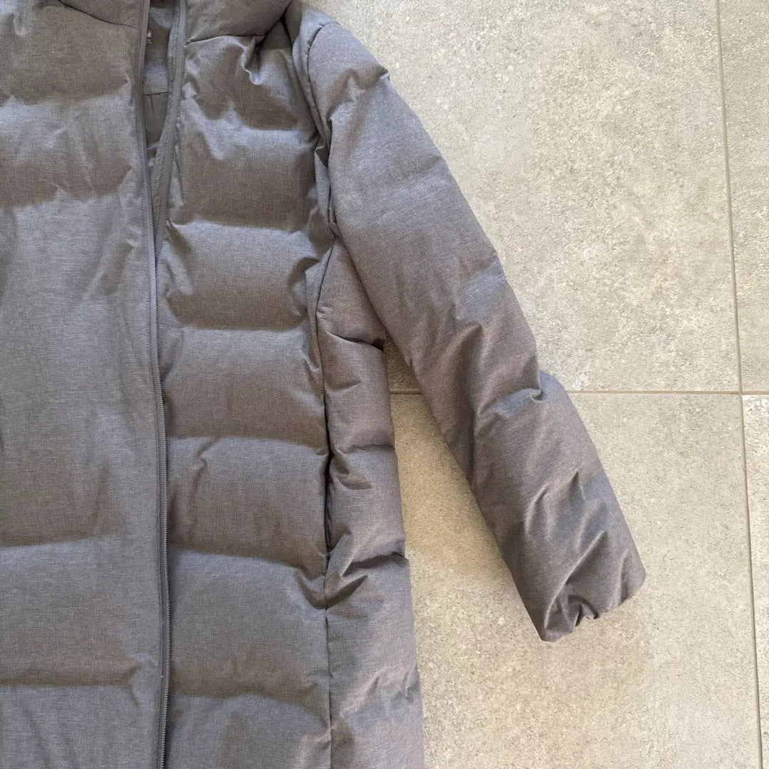 Uniqlo down coat XL