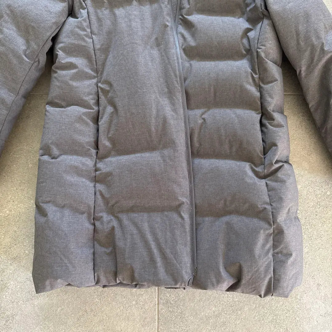 Uniqlo down coat XL