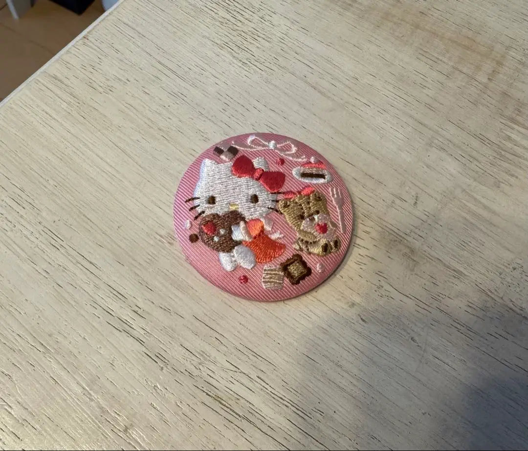 [Hello Kitty] Sanrio Characters Embroidered Can Badge