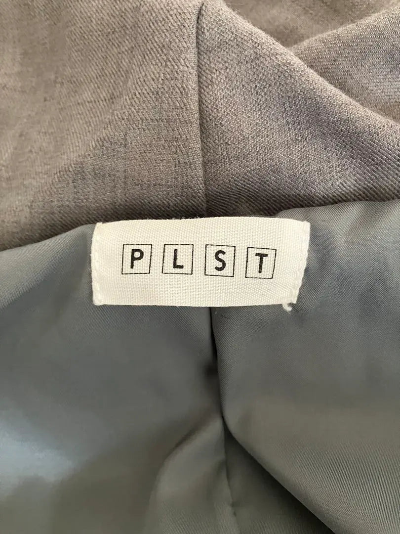 PLST Hooded gray down jacket L size