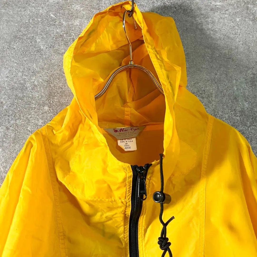 Anorak impermeable con capucha naranja fabricado en EE. UU. para exteriores