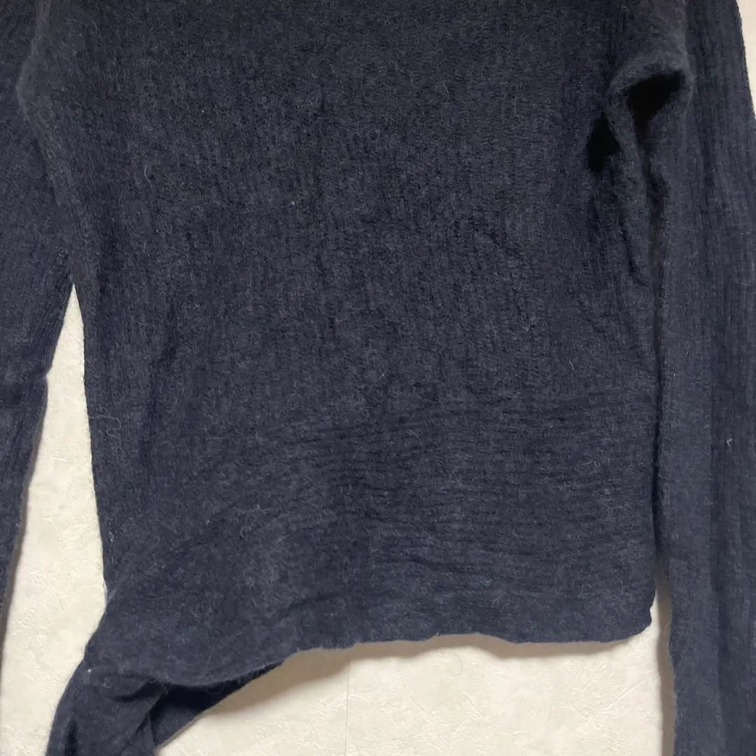 ⭐️ZARA ⭐️Dark gray ⭐️V-neck knit ⭐️