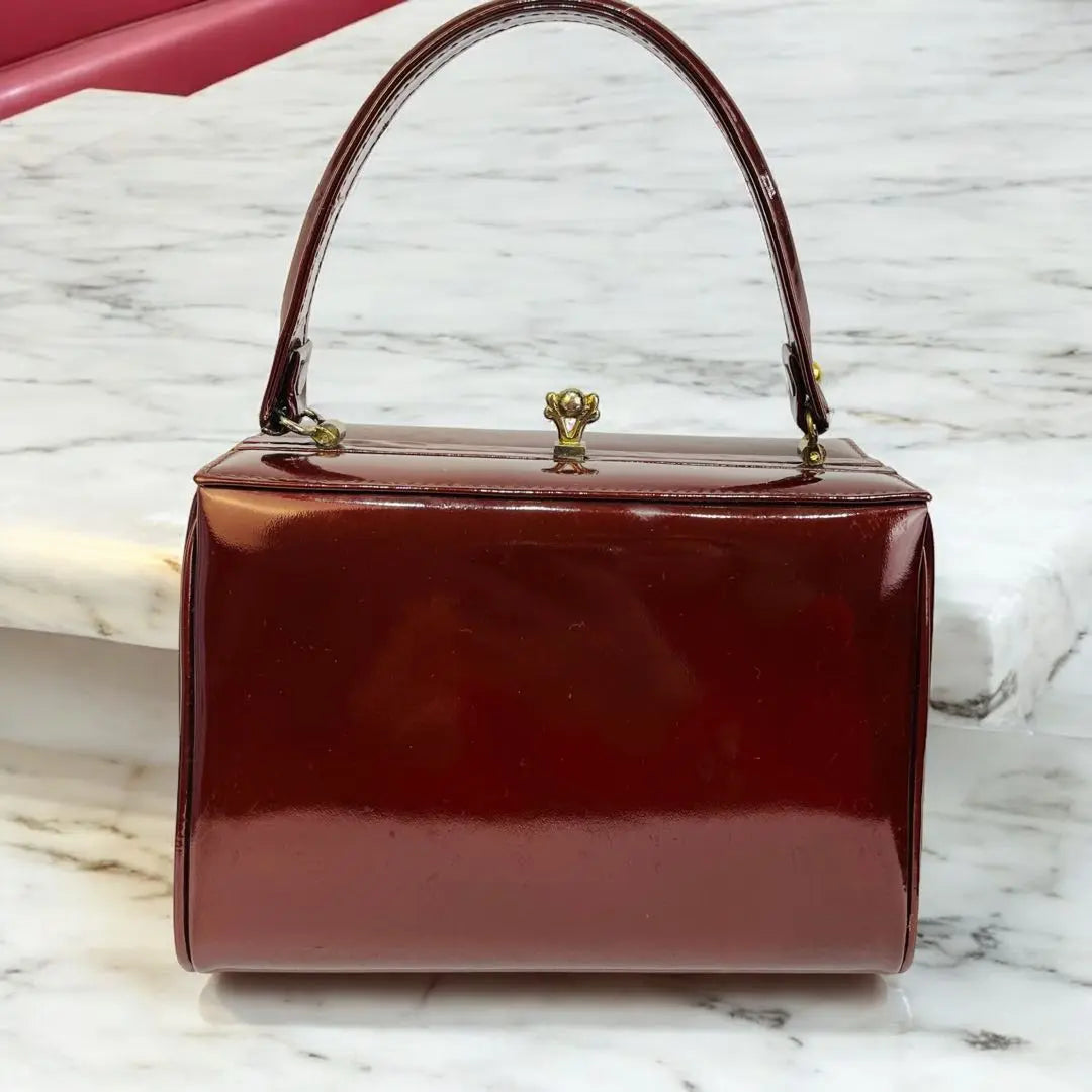 Enamel deep red box-shaped handbag Showa retro