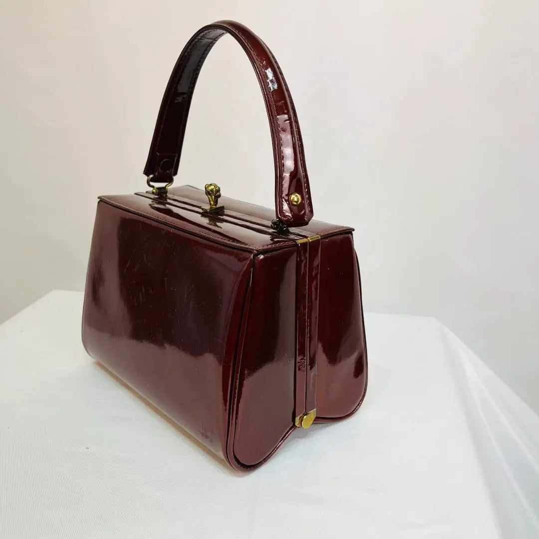 Enamel deep red box-shaped handbag Showa retro