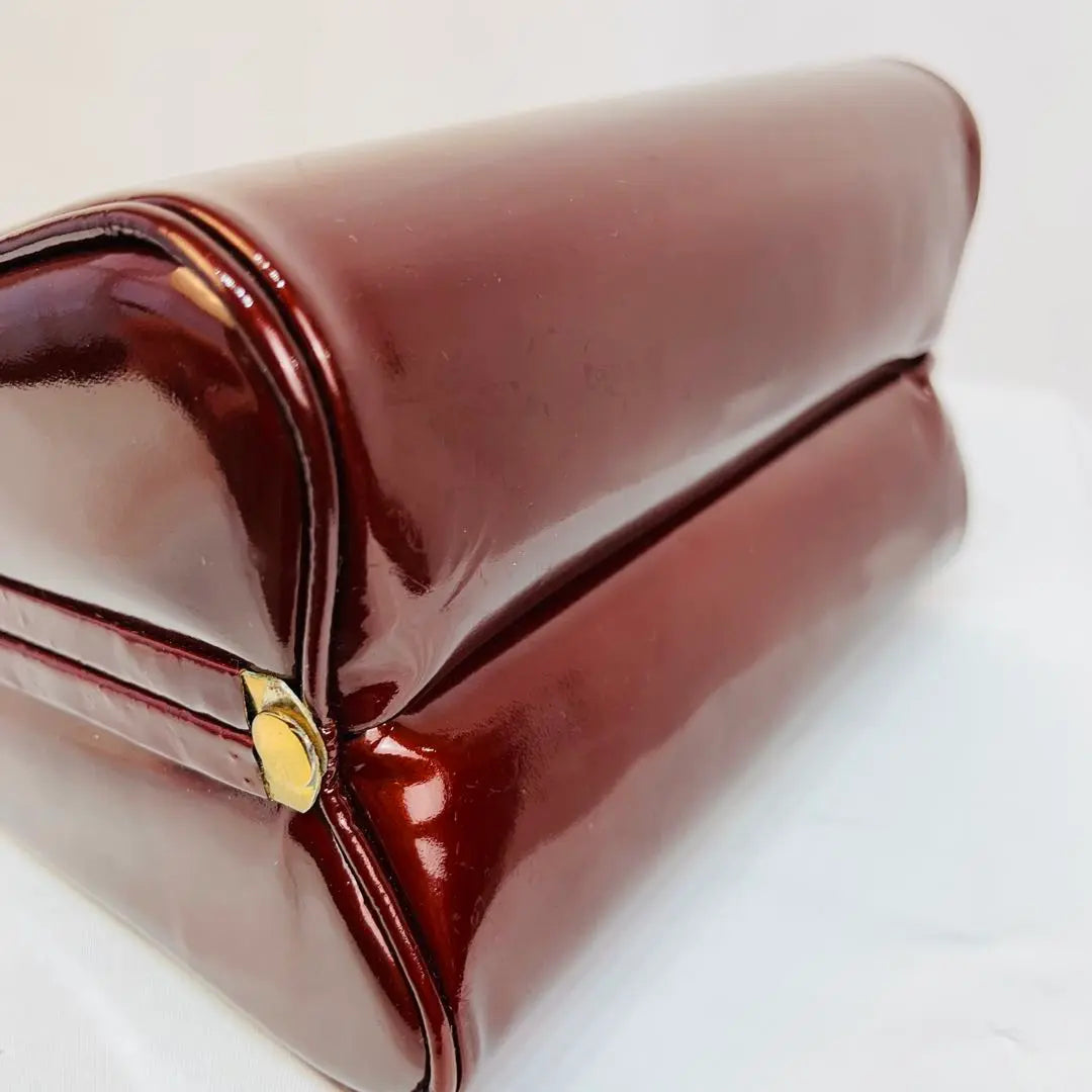 Enamel deep red box-shaped handbag Showa retro