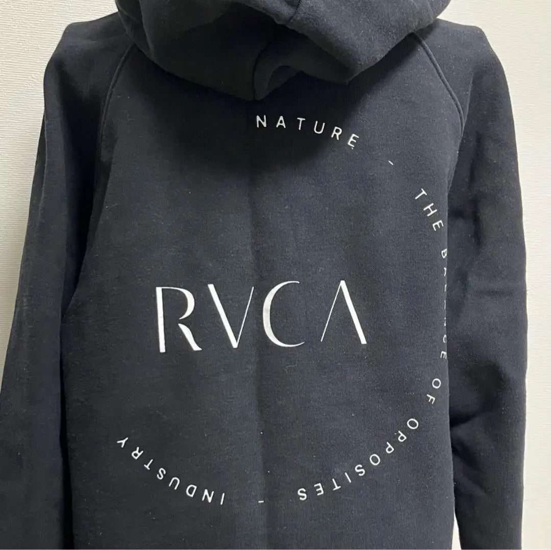 Sudadera con capucha negra RVCA