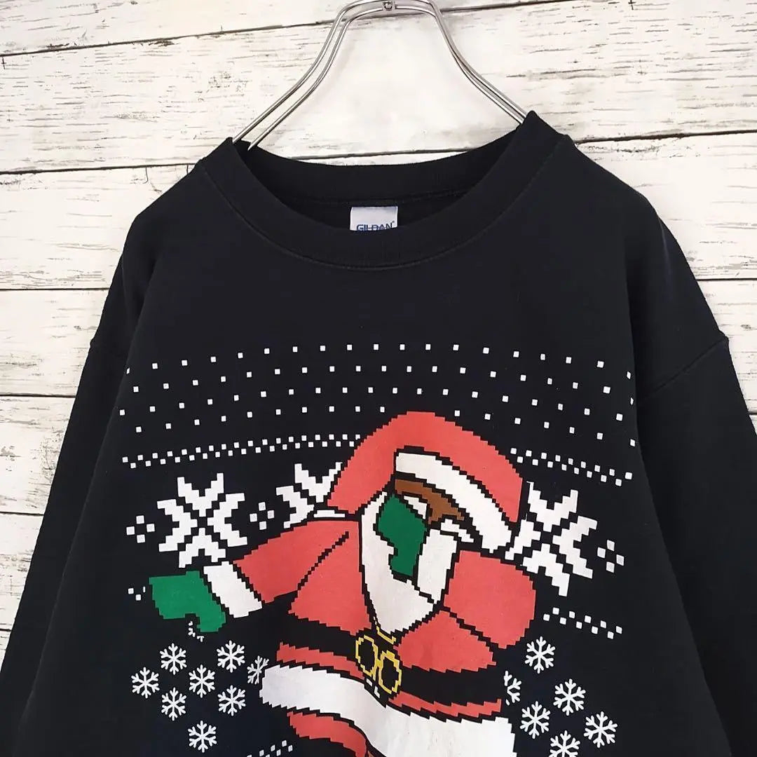 Vintage GILDAN Sweatshirt Santa Christmas Black S