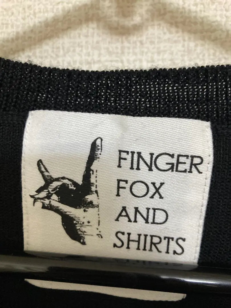 FINGER FOX AND SHIRTS Black Crew Neck Knit