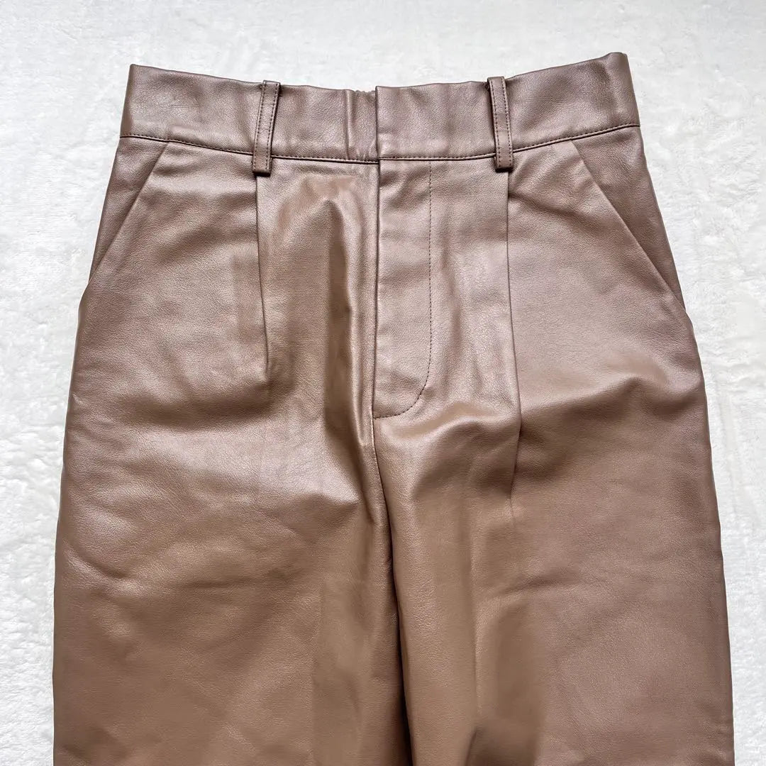 《Sepo》Pantalón efecto piel Camel Color primavera M | 《セポ》フェイクレザーパンツ キャメル 春色カラーM