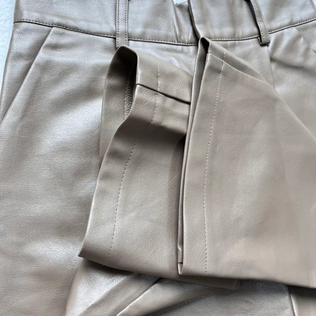 《Sepo》Pantalón efecto piel Camel Color primavera M | 《セポ》フェイクレザーパンツ キャメル 春色カラーM