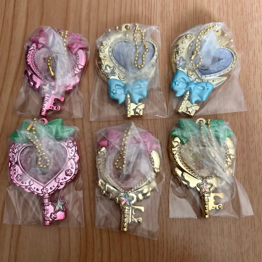 Sanrio Kirat Magical Charm set 6 pieces