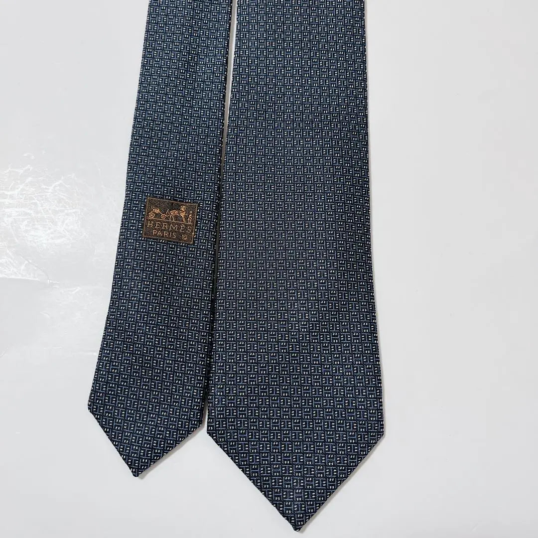 Beautiful Hermes tie high brand H pattern Fasone glossy jacquard rare