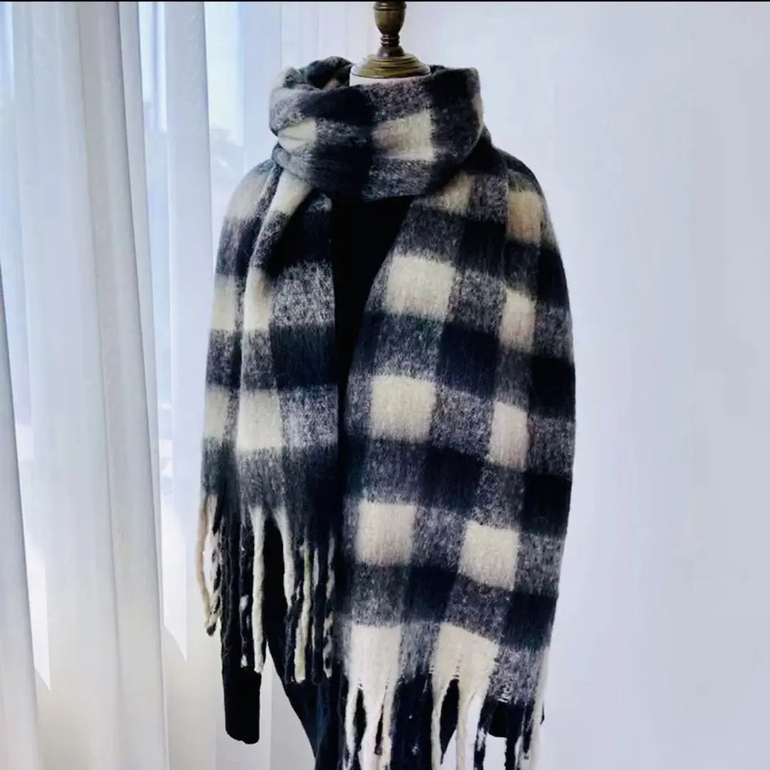 Checkered Scarf for Women Blanket Cold Protection Large White Black Stylish