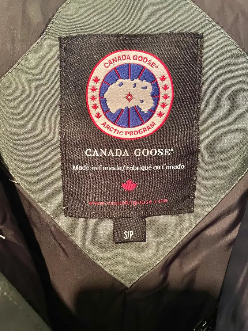 [Buen estado] Canada Goose Jasper Chaqueta de plumón talla S para hombre Caqui | 【美品】カナダグース ジャスパー メンズ Sサイズ ダウンジャケット カーキ