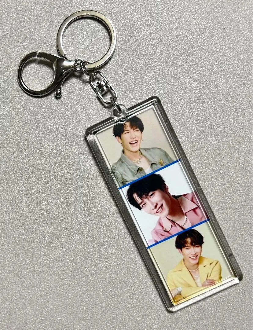 Photo keychain Watanabe Shota G2-827