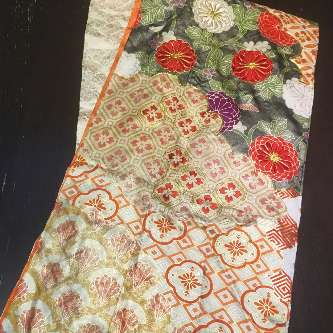 Kimono bulk sale - 6 silk furisode, remake material