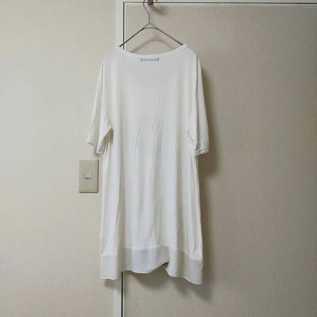 VIA MODA Camiseta Race Bijou Perfume Blanco M | VIA MODA レース ビジュー Tシャツ ホワイト パフューム M