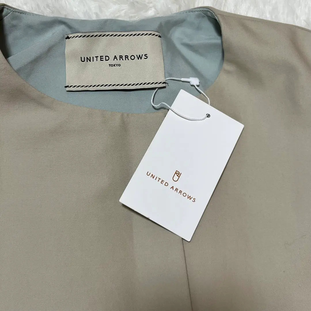 [Nuevo] Abrigo sin cuello con cinturón de United Arrows M