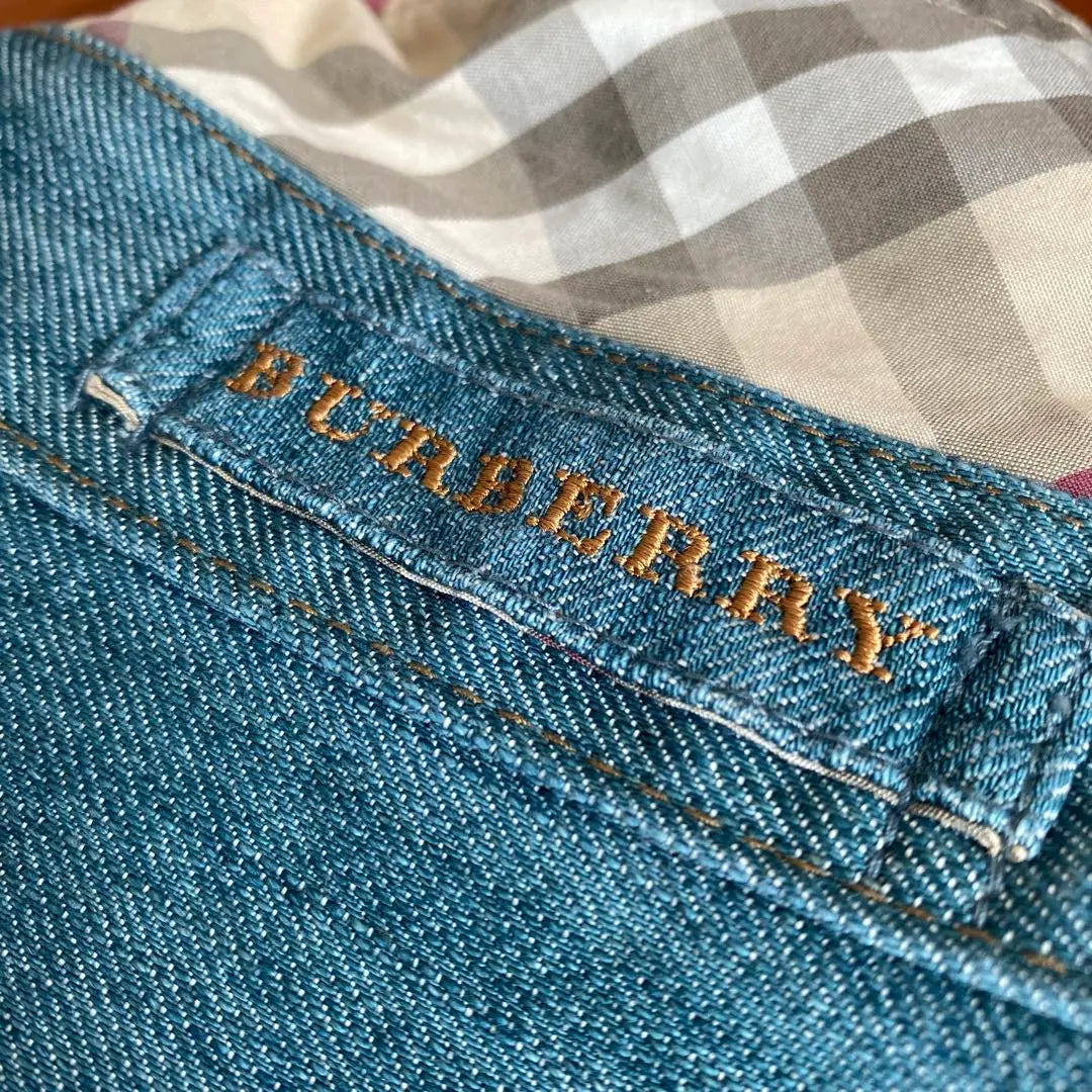 Burberry denim jacket 42