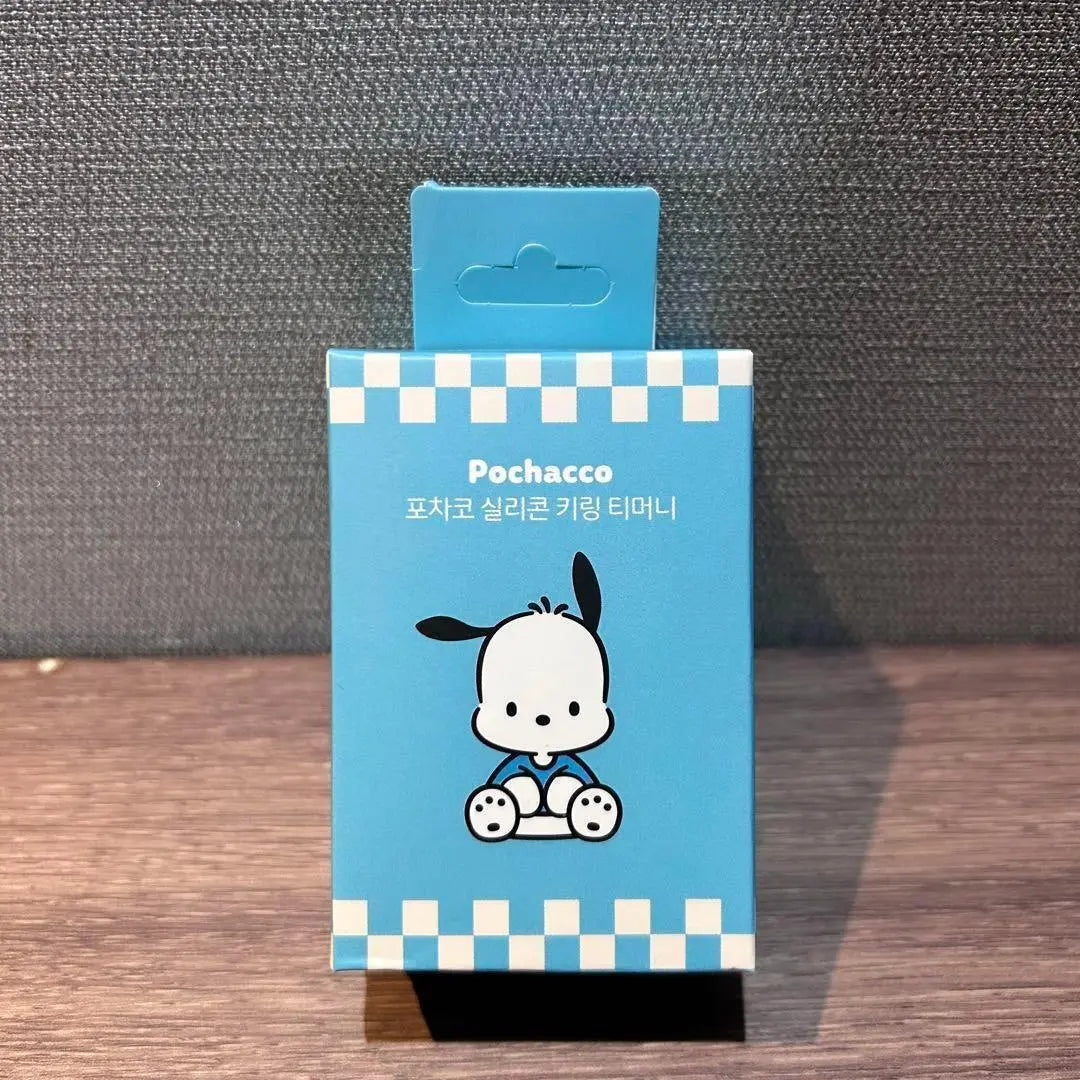 Llavero de Sanrio con forma de moneda coreana Pochacco