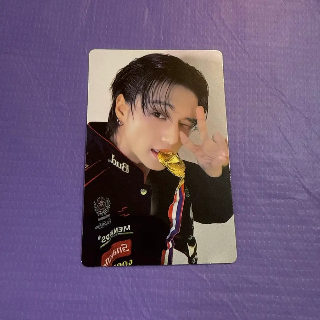 ATEEZ Wooyoung Trading Card