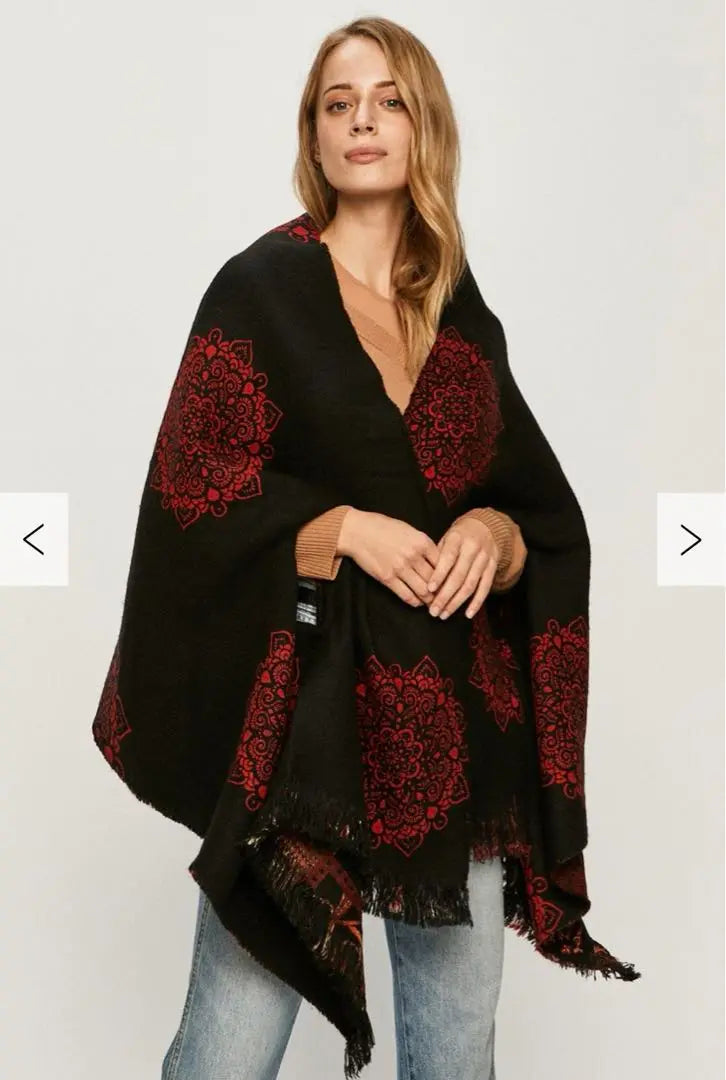 Desigual Stole Cloak