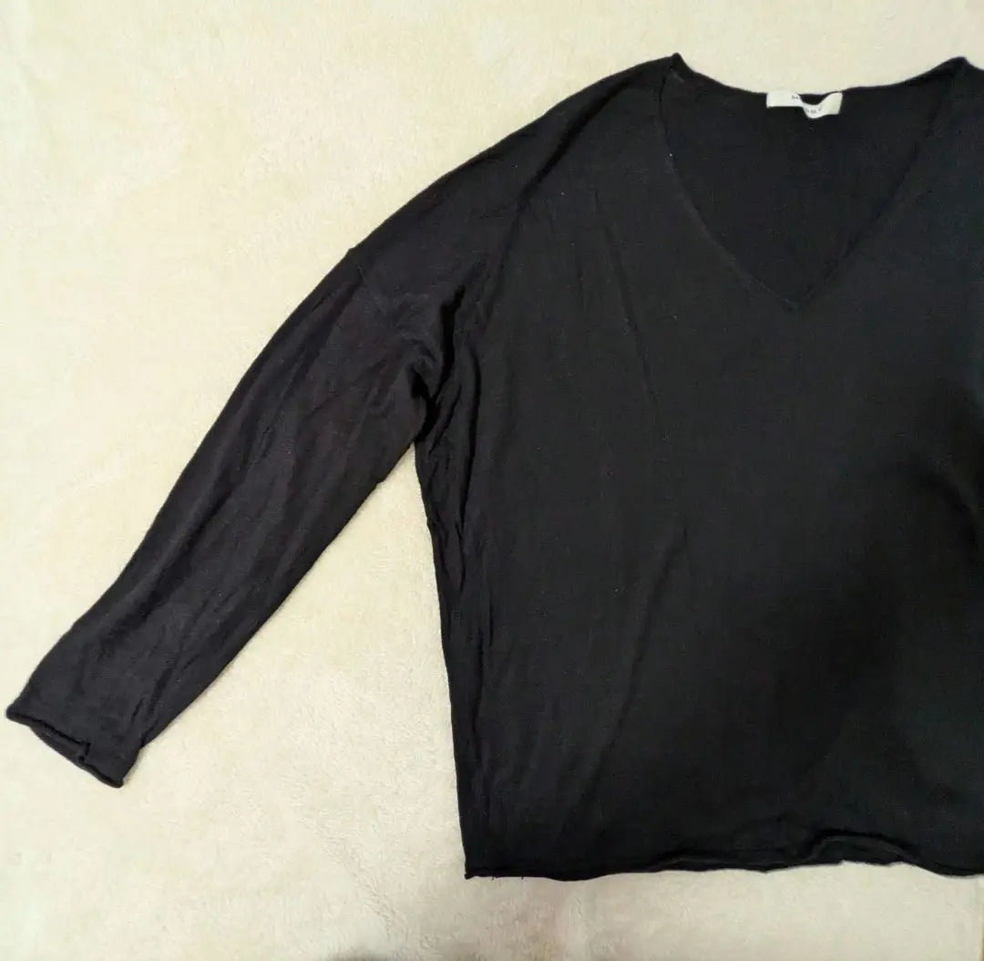 MOUSSY Black V-neck Long Sleeve Top Knit Free Size