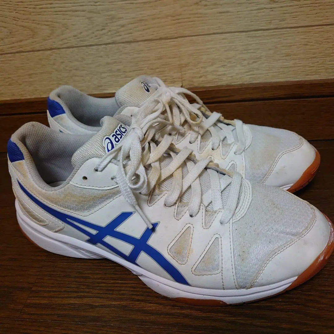 asics white/blue gym shoes