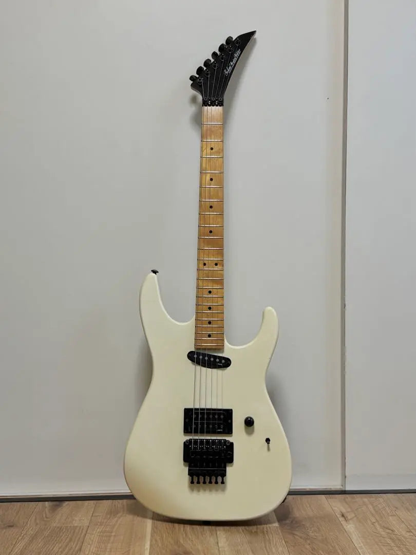 Stratocaster Tokai JSR-605 Edición personalizada