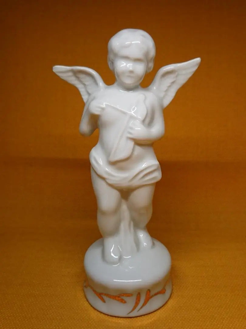 Dolls, Angels, Ceramics, Objects, Ornaments, Interiors, Crafts, Artworks, A1010