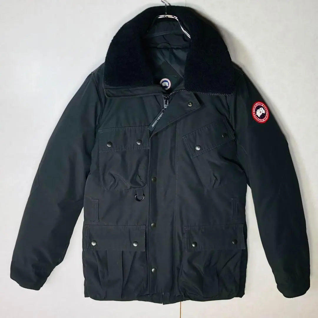 [Good condition] Canada Goose Down Jacket, M Size, Black 4080M